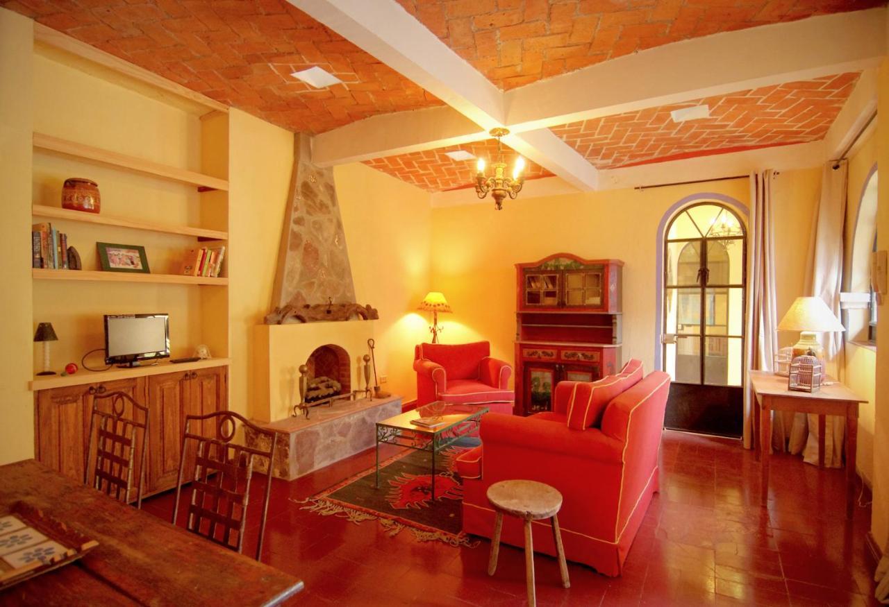 לינה וארוחת בוקר סאן מיגל דה אלנדה Casa De La Noche מראה חיצוני תמונה