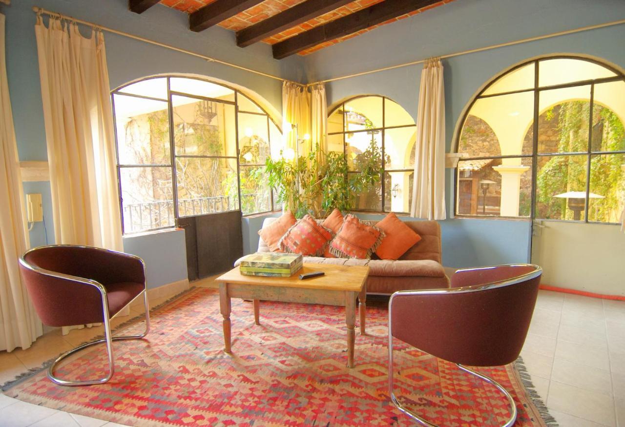 לינה וארוחת בוקר סאן מיגל דה אלנדה Casa De La Noche מראה חיצוני תמונה